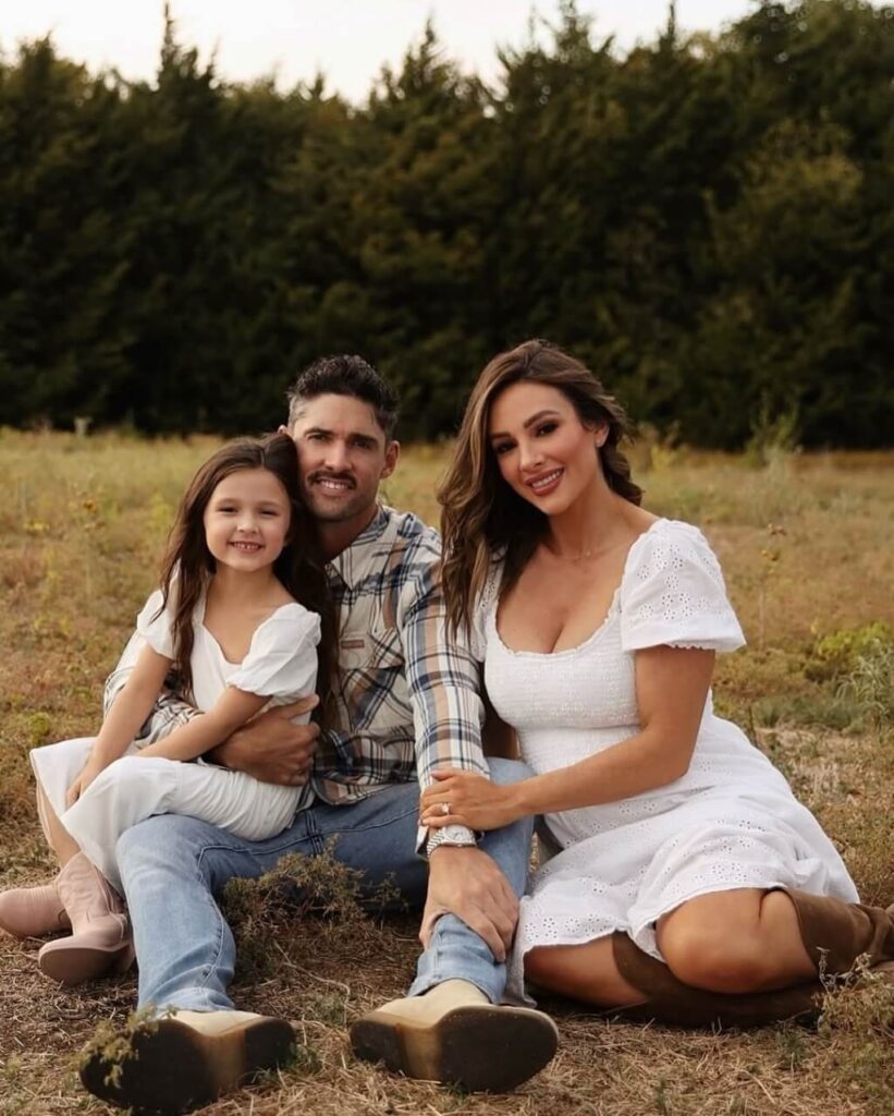 Paige Hathaway imagae