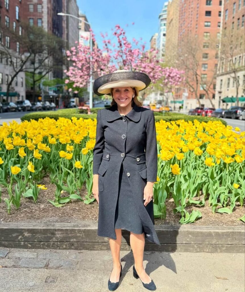 Katie Couric image