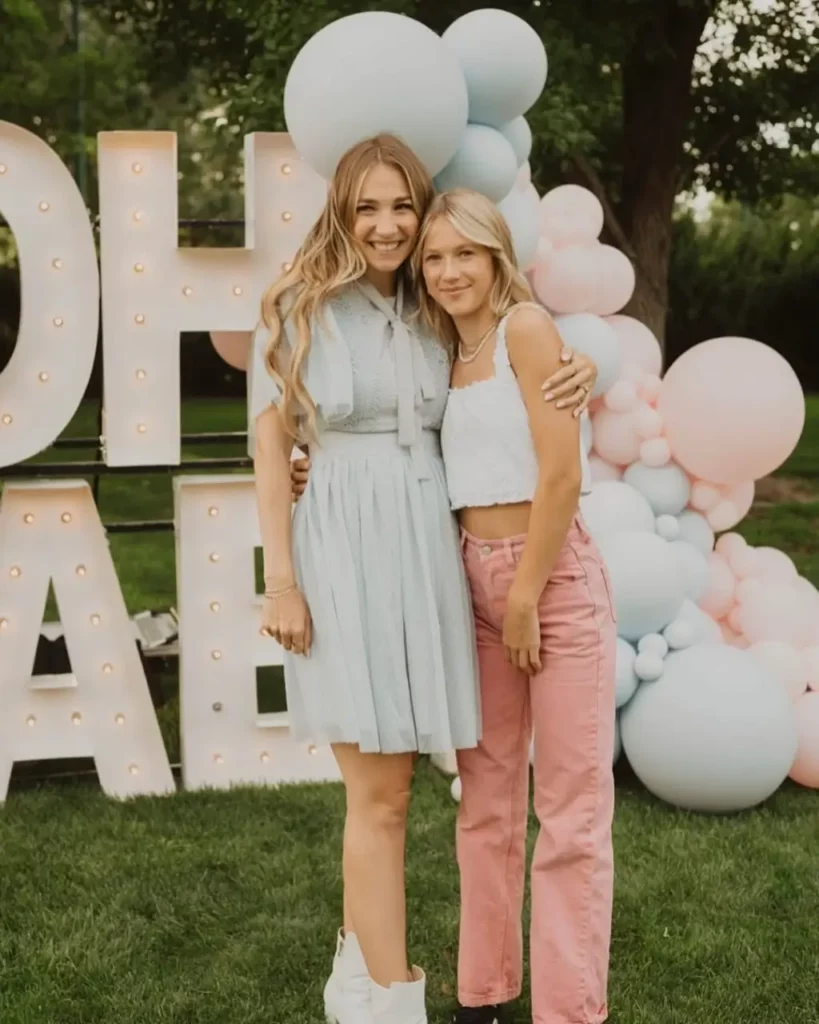 PaisLee Nelson with mom