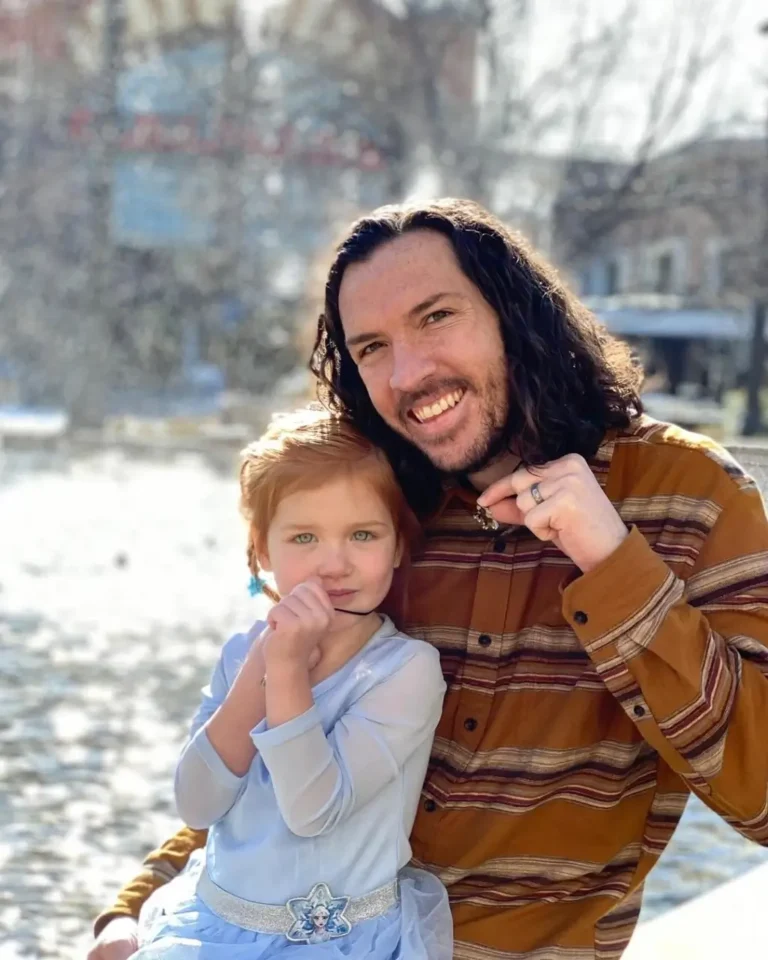 Shaun McBride with kids