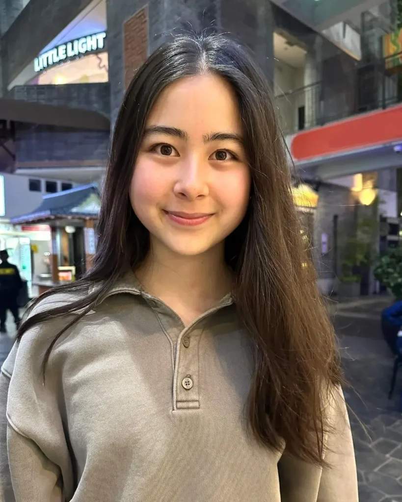 Sofi Manassyan Dancer