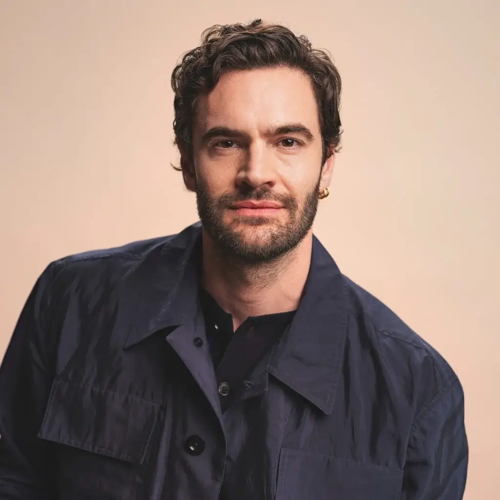 Tom Bateman